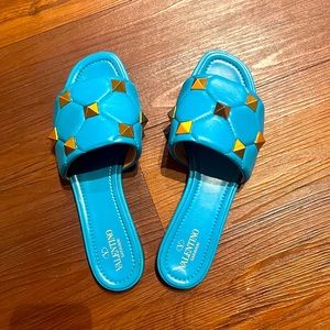 Valentino Rockstud Slides